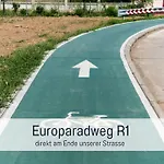 Hochwertige In Absolut Ruhiger Waldrandlage - Perle Am Teich *